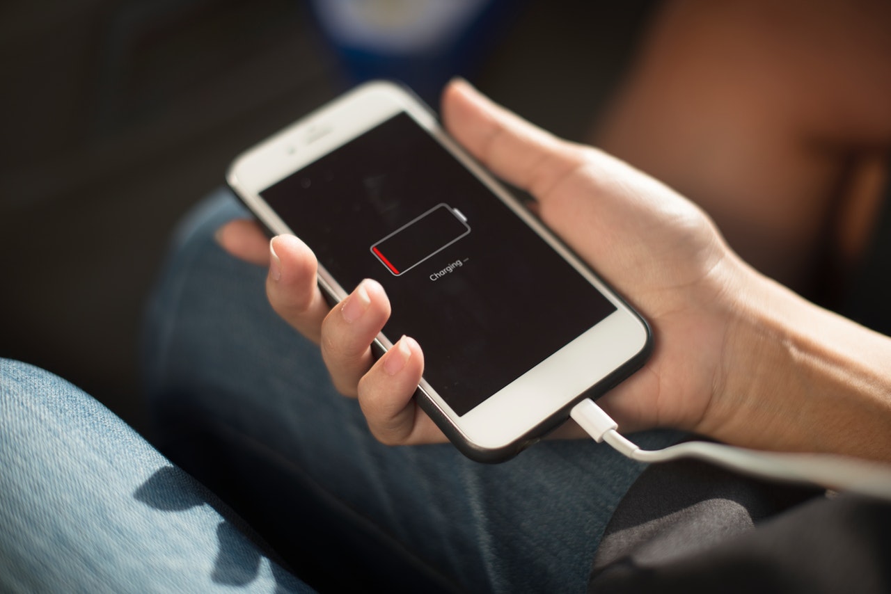 how to extend your iphone's battery life