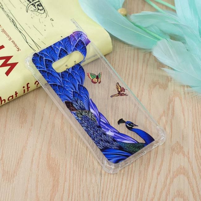 Samsung Galaxy S10e Case Peacock Pattern Oil Embossed TPU Protective Back Shell with Flexible & Slim Build